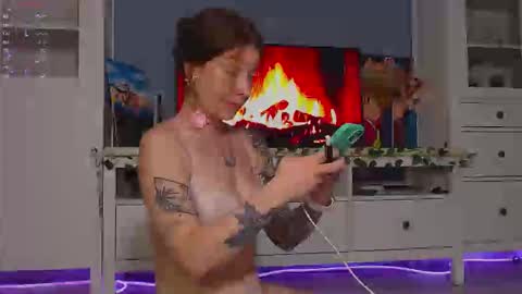  moon  online show from September 16, 2:09 pm