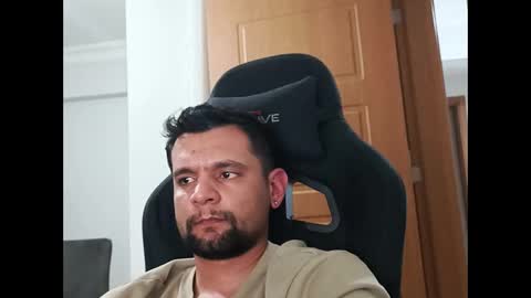 alp online show from February 7, 7:50 pm