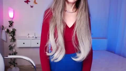 Wendi Foster online show from December 18, 7:41 pm