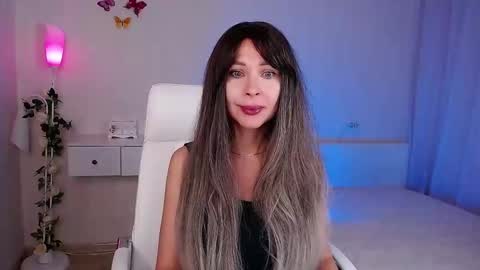 Wendi Foster online show from November 20, 7:00 pm