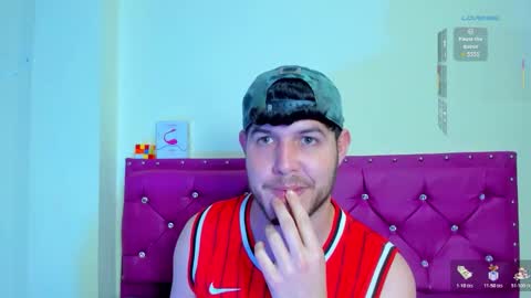 wendyyhot69 online show from February 19, 8:30 pm