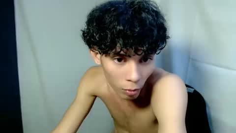 wenx_cum online show from March 11, 1:45 pm