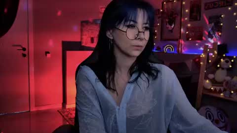 little girl who is always rightLisa online show from July 1, 1:25 am