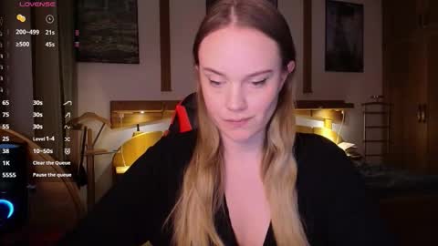 Lana online show from January 9, 5:29 pm