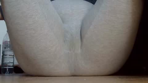 wet_pants2022 online show from November 25, 12:26 pm