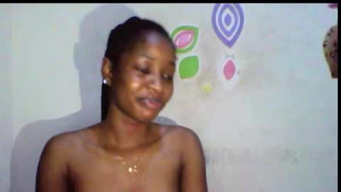 Snapshot of wet_pussy200 chatting on October 24, 8:20 pm Bella online show from October 24, 8:20 pm