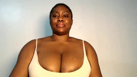 Snapshot of wet_pussyy24 chatting on September 25, 3:13 am lily online show from September 25, 3:13 am