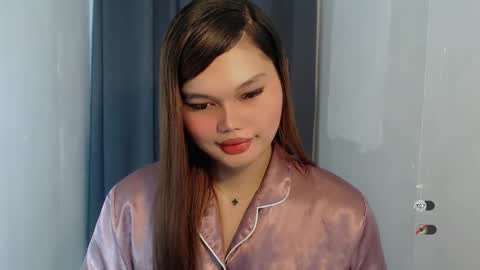 wet_velvet_xo online show from February 3, 6:22 am