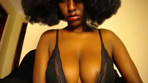Macey online show from May 5, 3:35 am