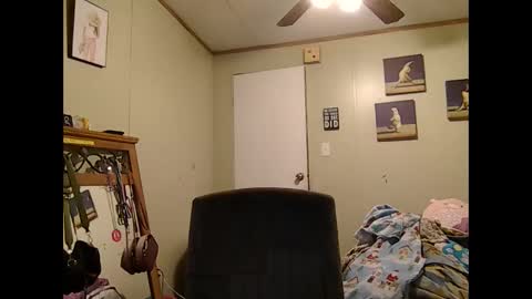 wetbunny25 online show from December 4, 3:11 pm