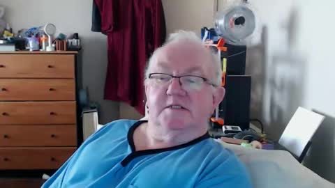 Wetroller online show from May 26, 2:17 am