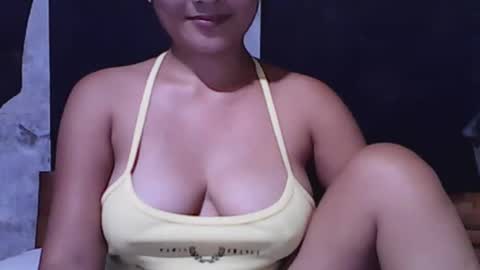 wettyhottie69 online show from December 5, 1:42 pm