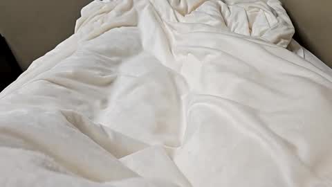 Snapshot of what_whaaat chatting on October 2, 8:13 am what_whaaat online show from October 2, 8:13 am