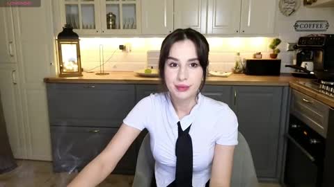 Snapshot of whats_her_name chatting on February 11, 9:14 pm Victoria Maria online show from February 11, 9:14 pm