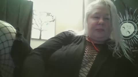 whipsnap19 online show from January 12, 2:18 am