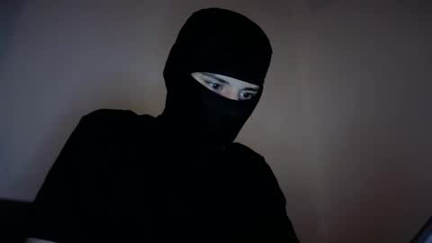 whispero_o online show from February 19, 1:10 pm