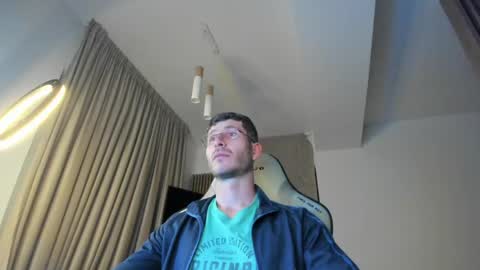 Michael online show from April 30, 6:57 pm