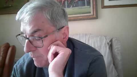 Snapshot of whitebriefs009 chatting on September 27, 4:05 pm whitebriefs009 online show from September 27, 4:05 pm