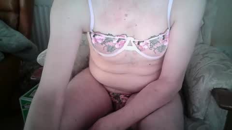 Snapshot of whitebriefs009 chatting on October 1, 9:08 am whitebriefs009 online show from October 1, 9:08 am