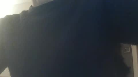 Snapshot of whiteduke81 chatting on December 5, 1:20 am Whiteduke online show from December 5, 1:20 am