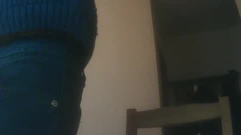 Snapshot of whiteduke81 chatting on December 30, 12:22 am Whiteduke online show from December 30, 12:22 am