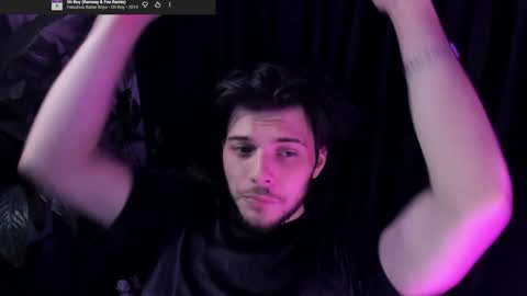 Gus online show from April 23, 9:16 pm