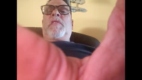 whiteoak19522 online show from March 29, 7:48 pm