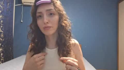 Cindy online show from April 8, 4:43 pm