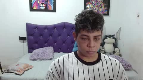 wiilliam online show from April 13, 2:43 pm