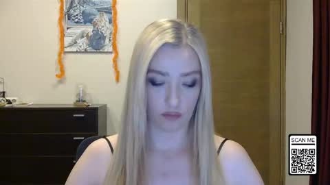 Alina online show from October 31, 4:51 pm