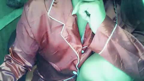 wildflower2006 online show from October 8, 12:00 pm