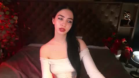 Alena online show from December 3, 7:31 am