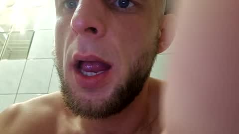 wildmike93 online show from November 9, 12:58 am