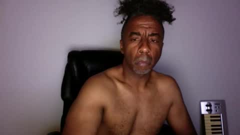 wildnight007 online show from May 27, 3:36 am