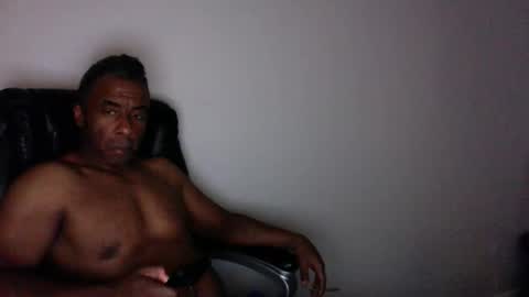 wildnight007 online show from June 5, 3:35 am