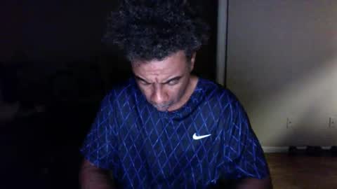 wildnight007 online show from January 4, 8:39 am