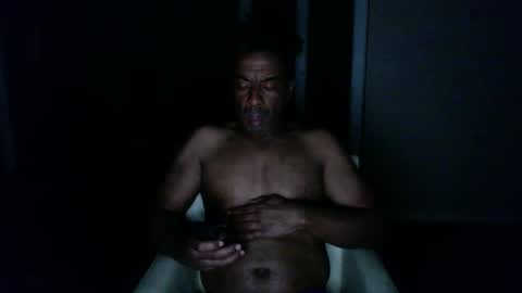 wildnight007 online show from March 8, 7:27 am