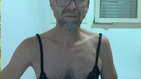 Lilian online show from June 30, 9:57 pm