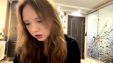 Olivia online show from March 1, 3:05 pm