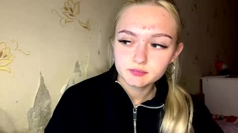 Sophia online show from April 27, 3:20 pm