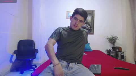 William Steel online show from February 1, 3:20 pm