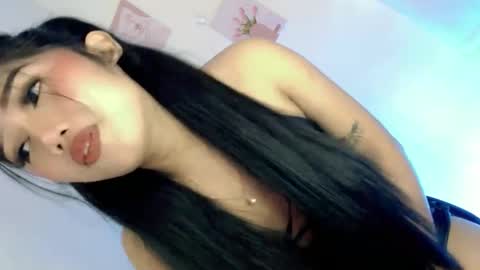 LE XI online show from February 21, 10:24 pm