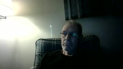 Snapshot of willnedoher chatting on October 25, 12:38 pm Willhedoher online show from October 25, 12:38 pm