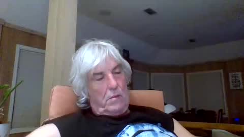 Gundja  Man online show from February 24, 3:20 am