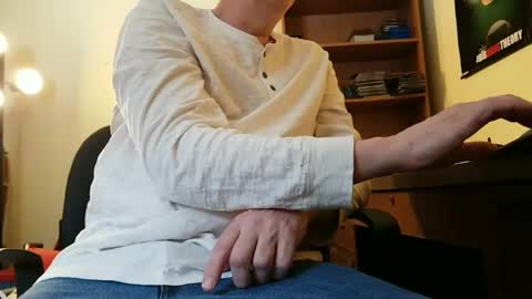 Snapshot of winertzo29 chatting on February 25, 6:23 pm Winertzo29 online show from February 25, 6:23 pm