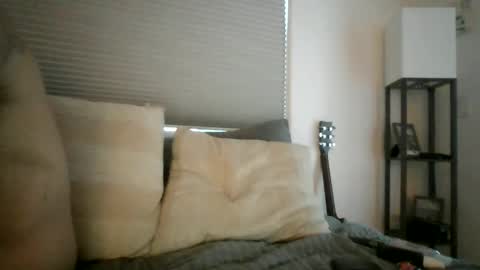 Snapshot of wingnutt765733 chatting on March 1, 3:16 pm wingnutt765733 online show from March 1, 3:16 pm