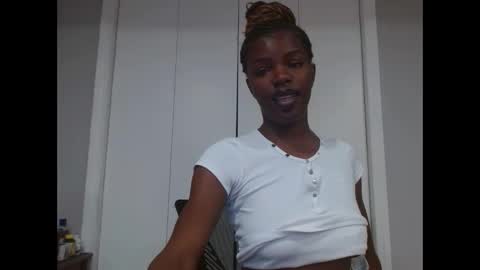 Chanel online show from March 28, 6:59 am