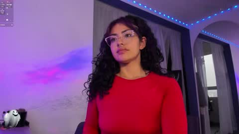 Snapshot of witchofhearts chatting on March 7, 10:54 pm     Luna Violeta  A r t i s t  online show from March 7, 10:54 pm