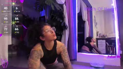     Luna Violeta  A r t i s t  online show from June 14, 2:24 am
