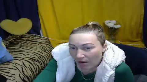 Snapshot of wleslymosw chatting on December 25, 6:41 pm wleslymosw online show from December 25, 6:41 pm